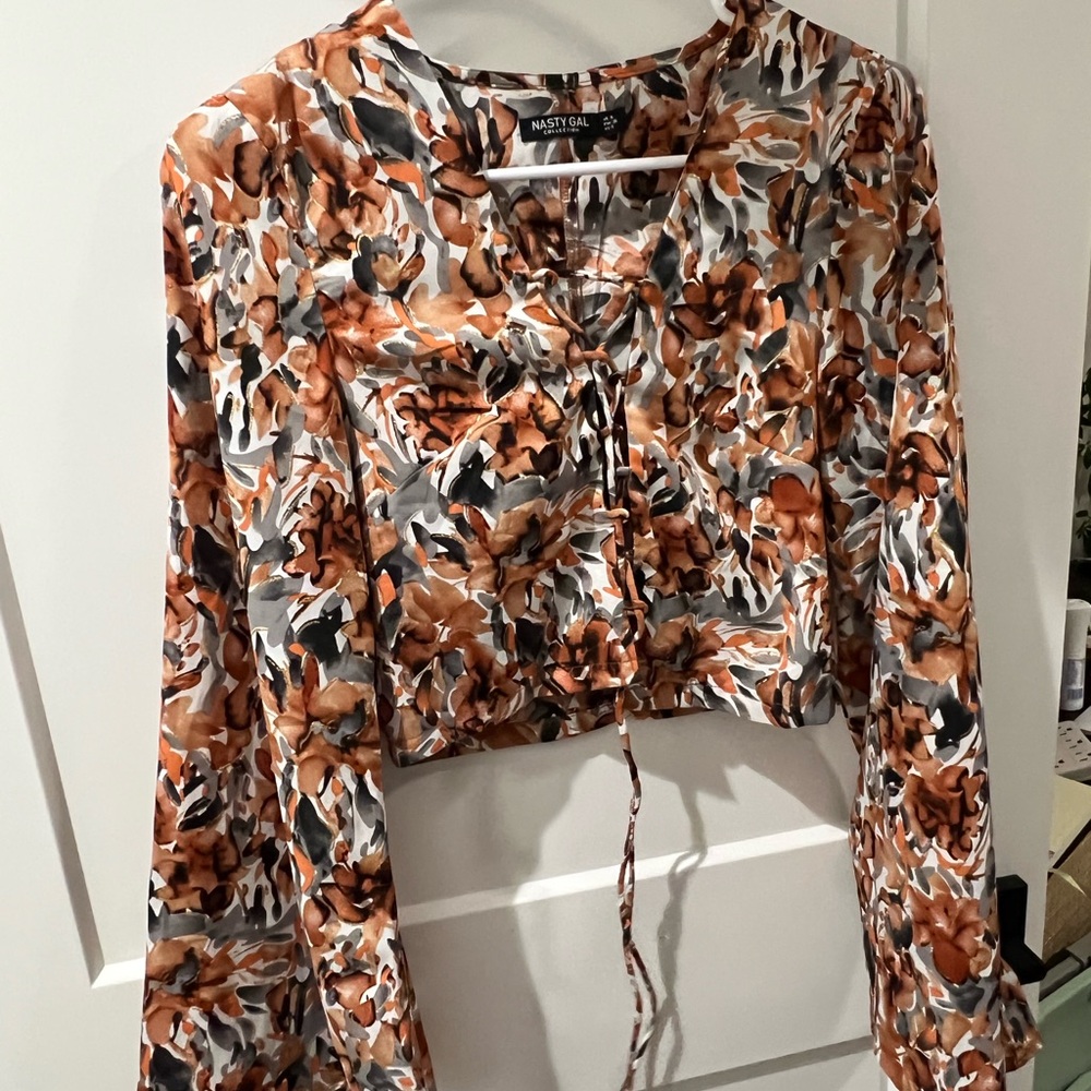 Nasty Gal Bell Sleeve Crop Blouse Brown and Orange